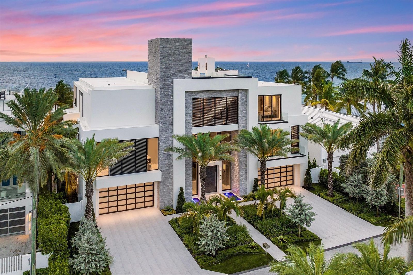 Pressure washing Fort Lauderdale, FL: luxury oceanfront home exterior cleaned by Pure Wave Exterior Cleaning
